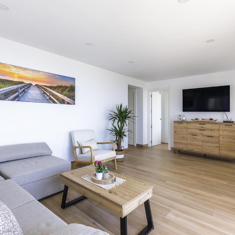 A&N Seafront Sea View Apartment with Terrace Torre del Mar - Apartment with Sea View - 35