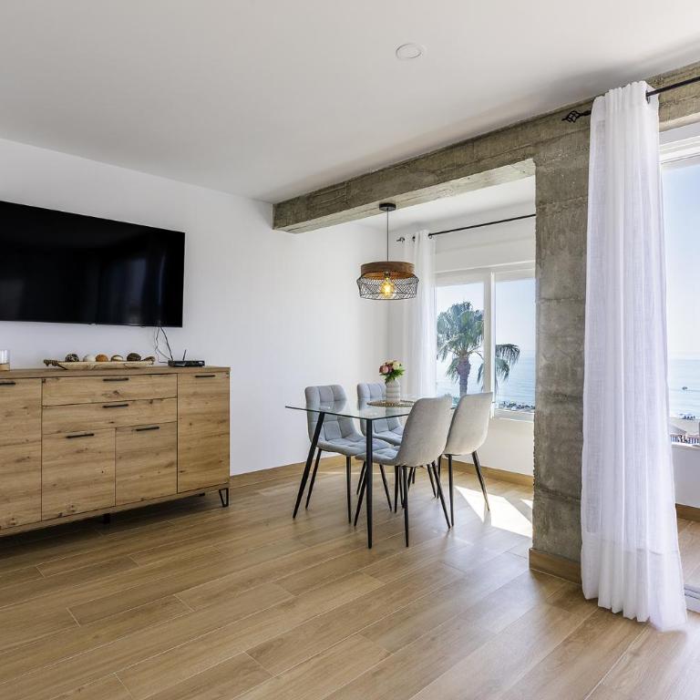 A&N Seafront Sea View Apartment with Terrace Torre del Mar - Apartment with Sea View - 41