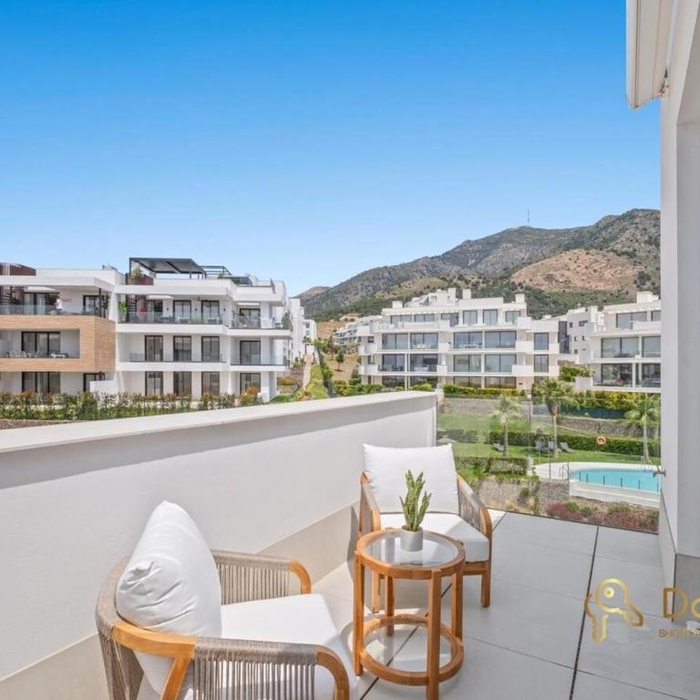 Penthouse with a private pool and sea view in Fuengirola - Apartamento de 3 dormitorios - 31