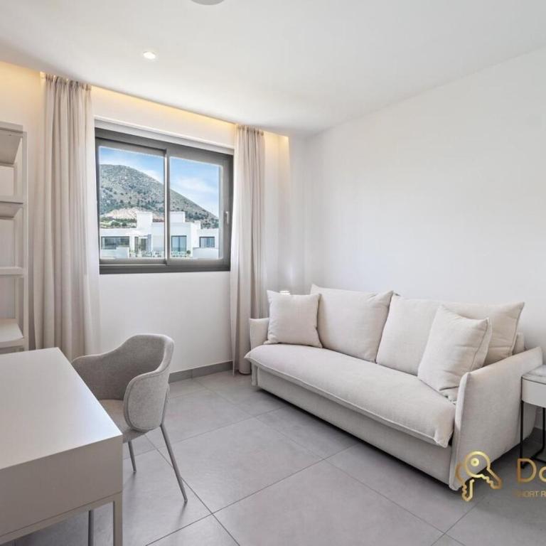 Penthouse with a private pool and sea view in Fuengirola - Apartamento de 3 dormitorios - 39