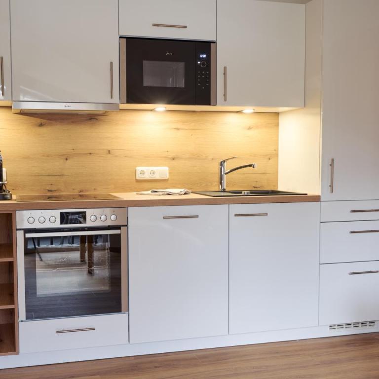 Oberstdorfer Ferienwelt - Superior Ferienwohnung mit 2 Schlafzimmern, 2 Bädern und Ostbalkon - 11