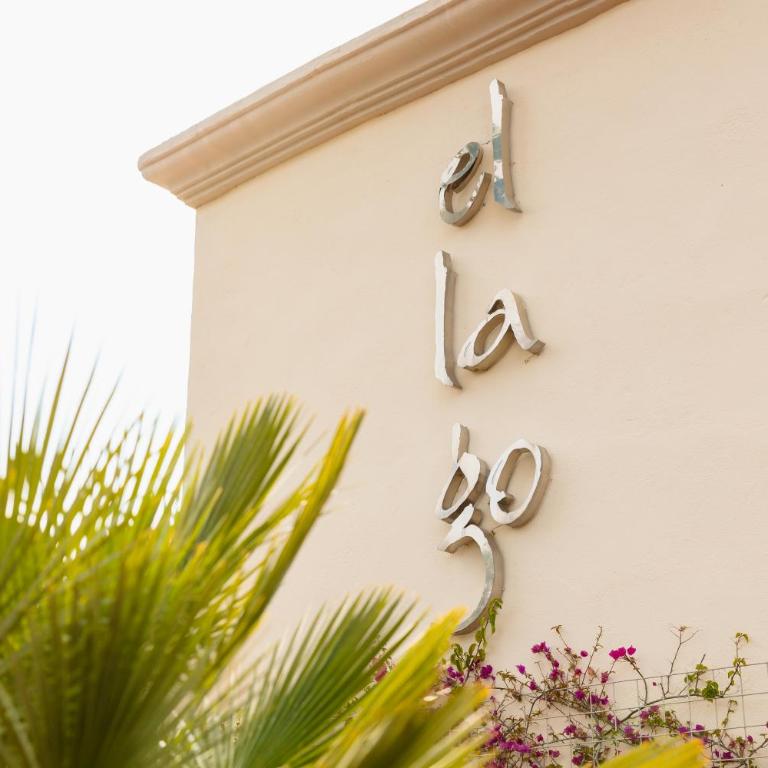 2 storey townhouse with large terrace garden, BBQ and close to the beach, in Elviria, Marbella - Apartamento de 2 dormitorios - 48