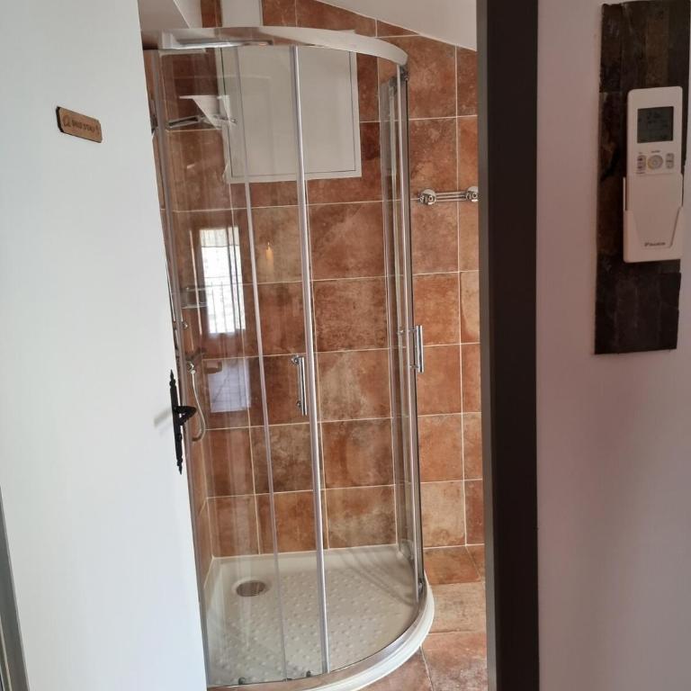 Idéal famille et amis, 2 logements en 1 maison, patio privé, parking, quartier des peintres et plages à pieds - Casa de 3 dormitorios - 22