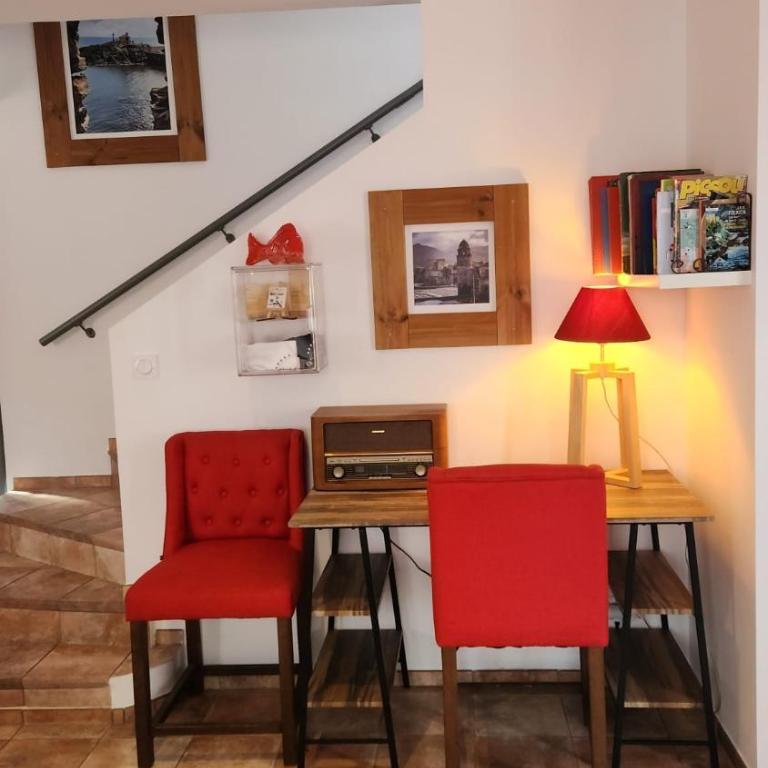 Idéal famille et amis, 2 logements en 1 maison, patio privé, parking, quartier des peintres et plages à pieds - Casa de 3 dormitorios - 13