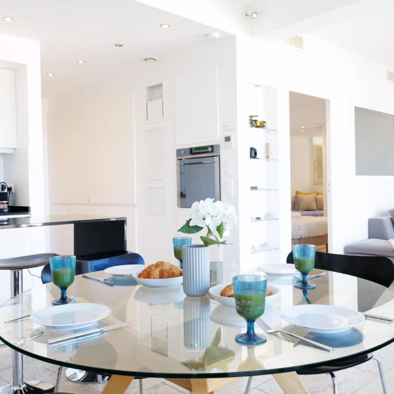Skyline 2-bedroom flat with Epic Views - Roi Chevalier - Appartement 2 Chambres - 21