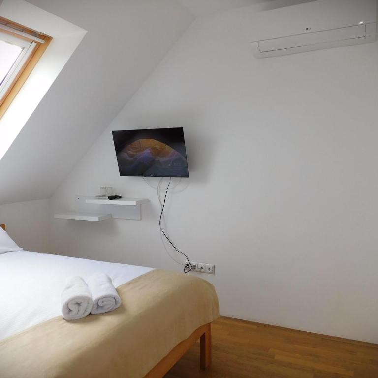 Gaia Aparthotel near Airport - Dvokrevetna Soba sa Bračnim Krevetom/Zasebnim Krevetima - 4