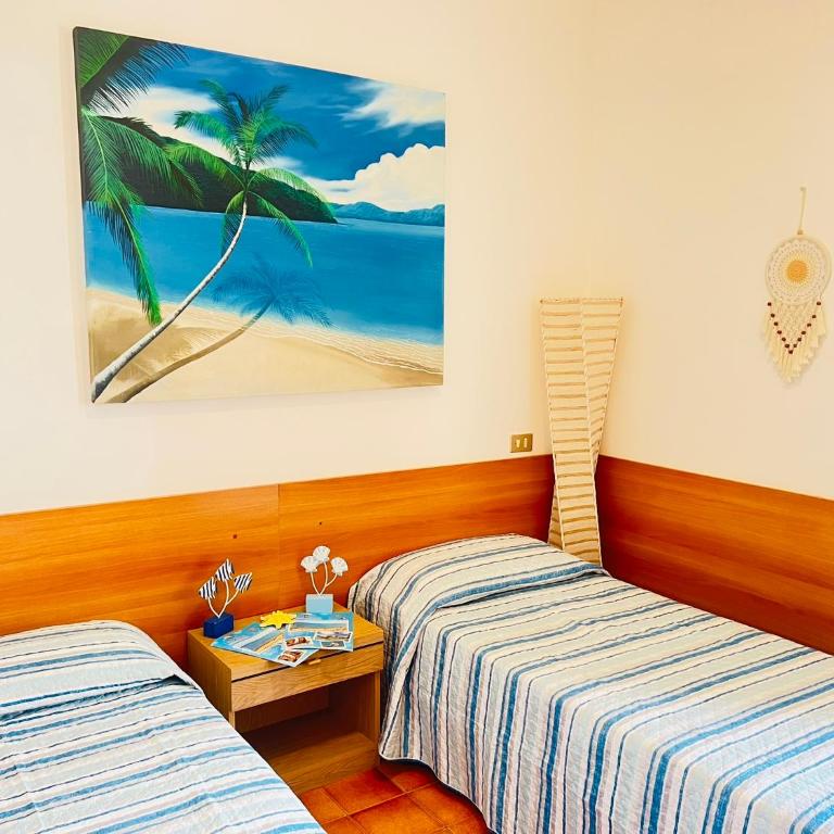 Condominio Azzurra - Appartamento con 2 Camere da Letto - 2