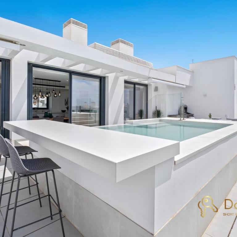 Penthouse with a private pool and sea view in Fuengirola - Apartamento de 3 dormitorios - 8