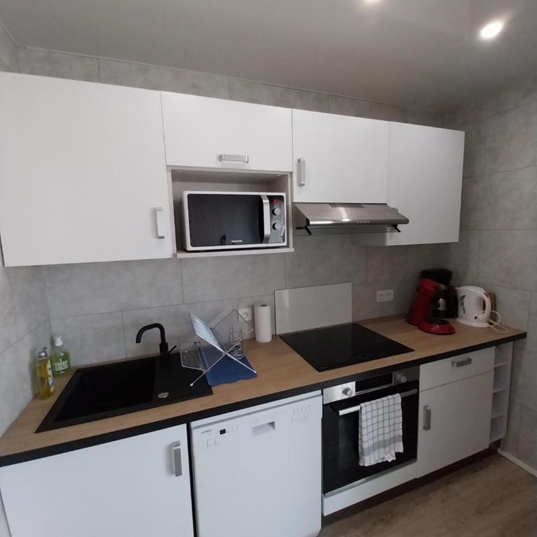 Appartement T2 lumineux à 200m de la plage, tout équipé - Appartement 1 Chambre - 6
