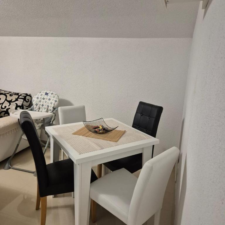 Apartman IN - Two-Bedroom Apartment - 46