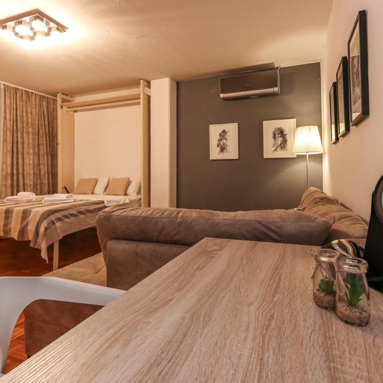 Skroman, čist i udoban apartman u Ivana Ribara za dvoje - Apartment with Balcony - 8