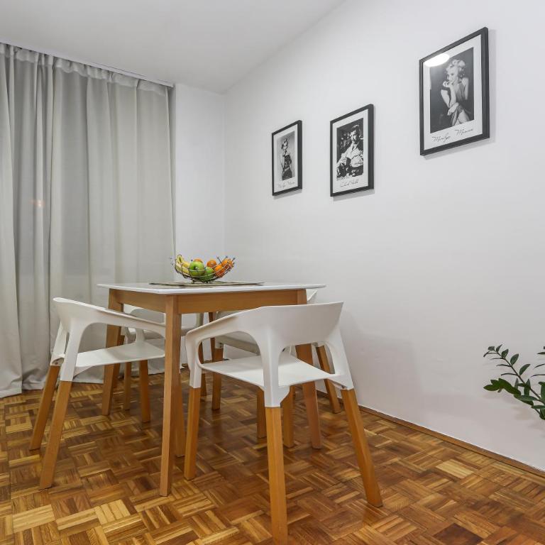 Skroman, čist i udoban apartman u Ivana Ribara za dvoje - Apartment with Balcony - 14