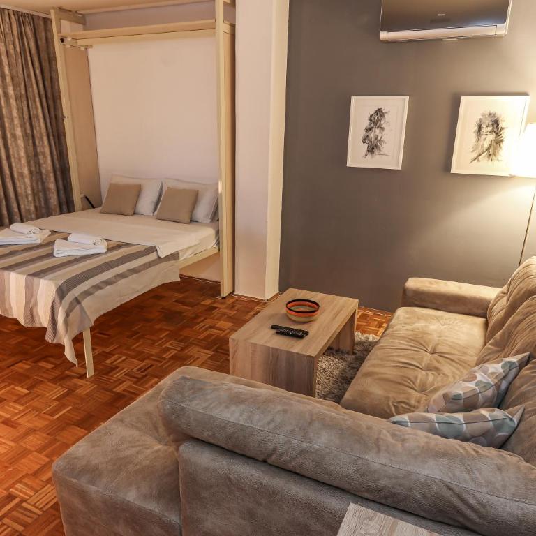 Skroman, čist i udoban apartman u Ivana Ribara za dvoje - Apartment with Balcony - 15
