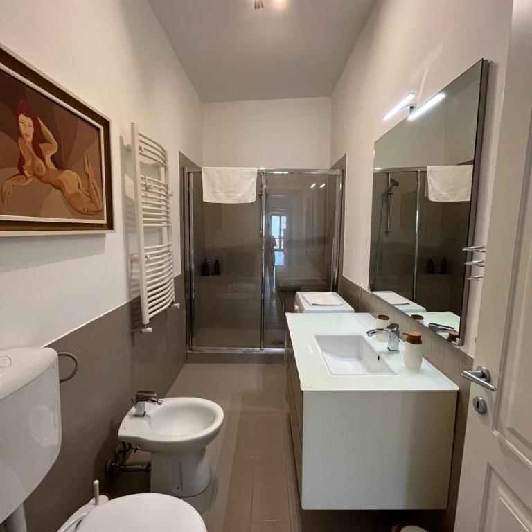 Santa Maruzza - Apartment with Balcony View, 5 Min Walk to Teatro Massimo & Cathedral - Appartamento con 2 Camere da Letto - 40