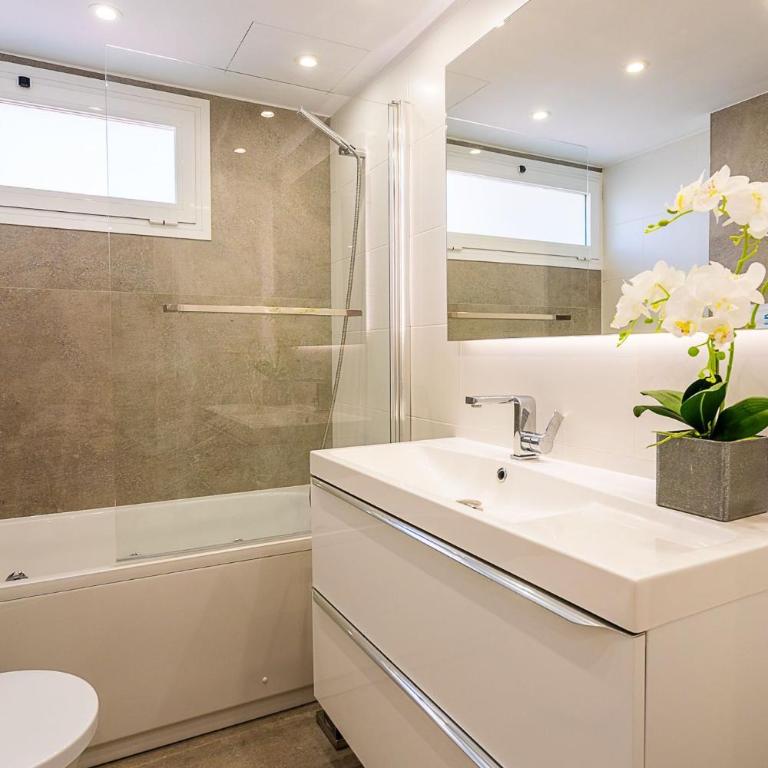 Luxe discret Avenida del Mar - Two-Bedroom Apartment - 28