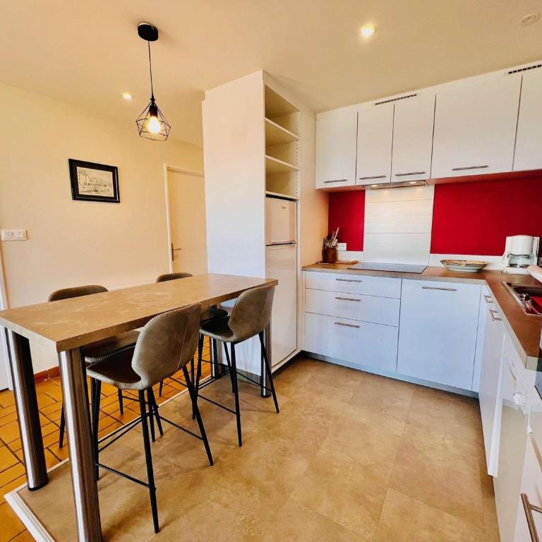 Quiberon - 2 pièces cosy à 20m de la plage avec parking - FR-1-478-247 - Apartment - 7