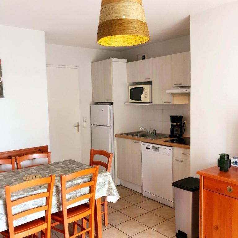Appt T4 Résidence Le Cordouan 3 étoiles côté Piscine - Three-Bedroom Apartment - 5