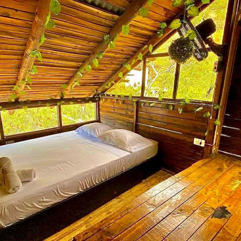 Tamarindo Beach hostel - Double Room with Sea View - 3