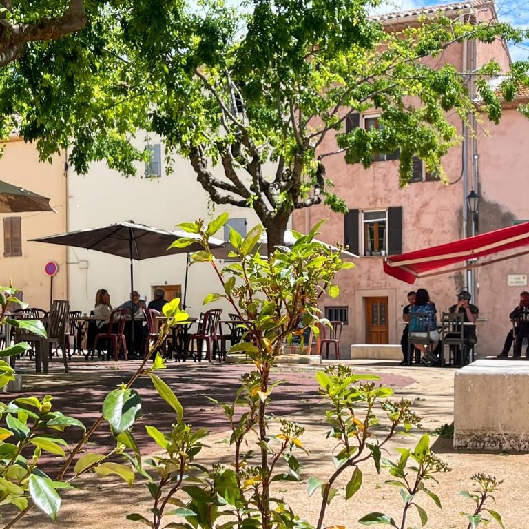 Maison de village à Grasse - Casa de 3 dormitorios - 16