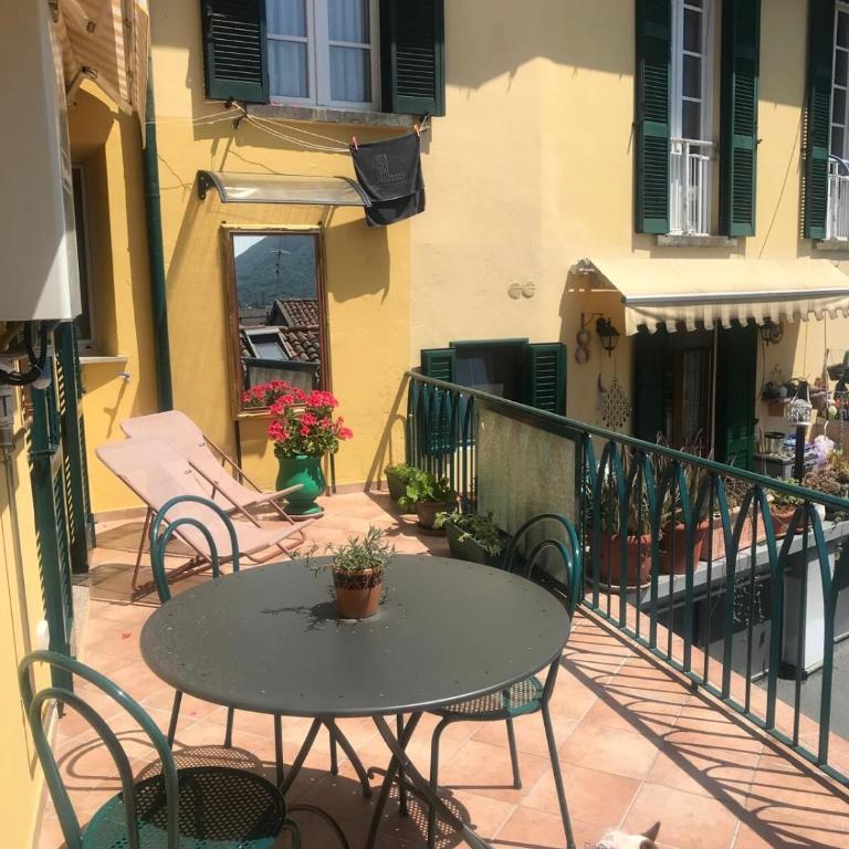 Casa Vacanze Gerenzone - Lecco - Appartamento con 2 Camere da Letto e Balcone - 15
