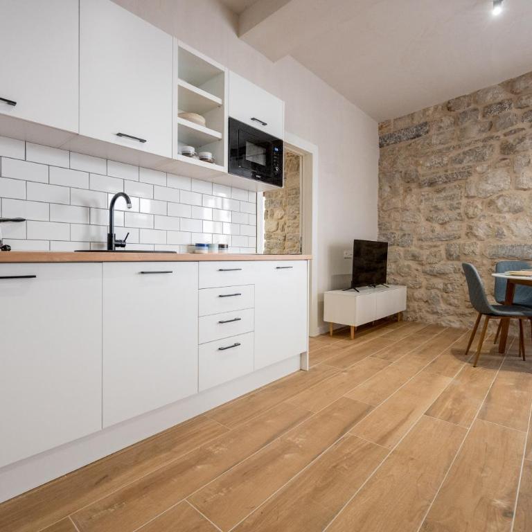Modern Design Old Town Apartment by MN Property - Apartman sa 1 Spavaćom Sobom - 20