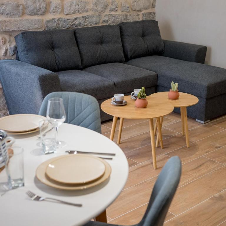 Modern Design Old Town Apartment by MN Property - Apartman sa 1 Spavaćom Sobom - 17