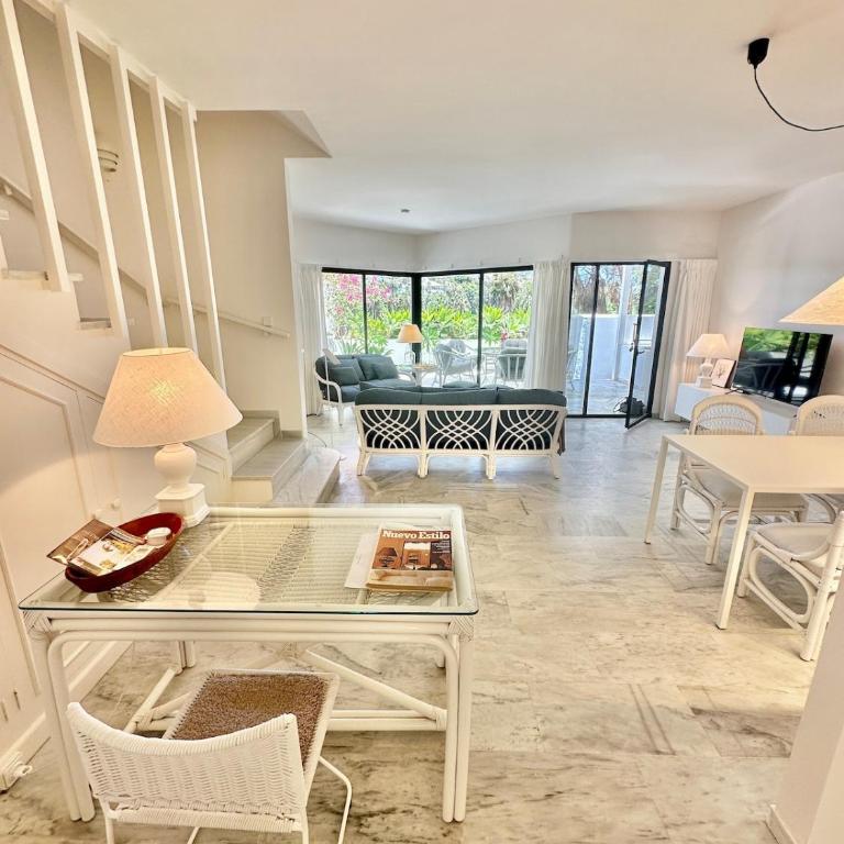 2 bedroom golf house - Spectacular views - Two-Bedroom Apartment - 2