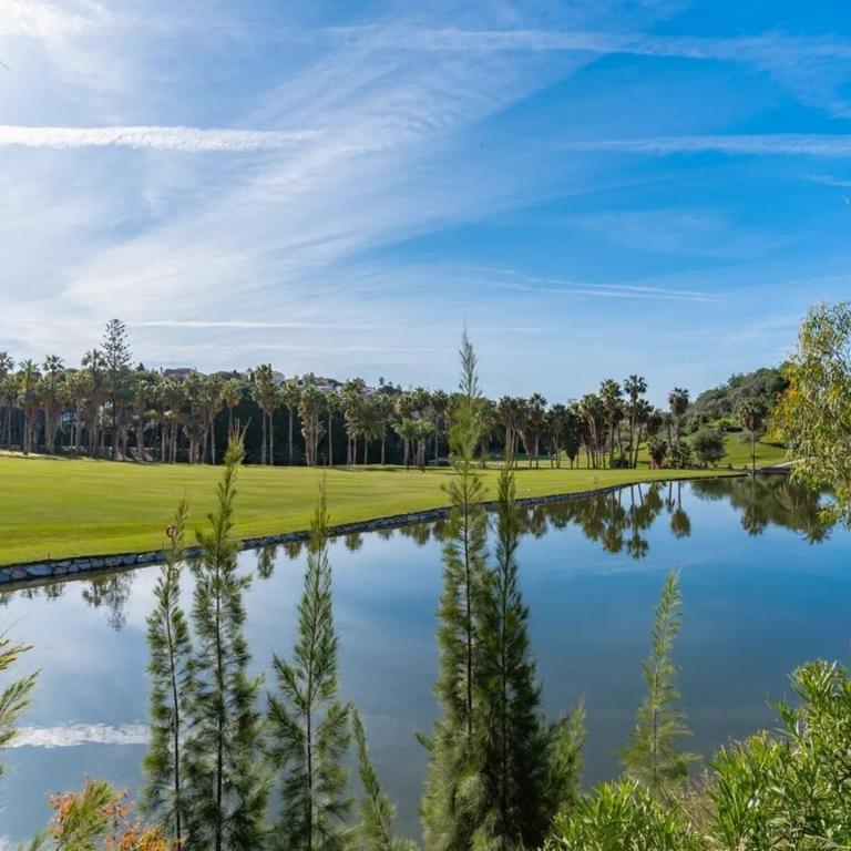 2 bedroom golf house - Spectacular views - Two-Bedroom Apartment - 4