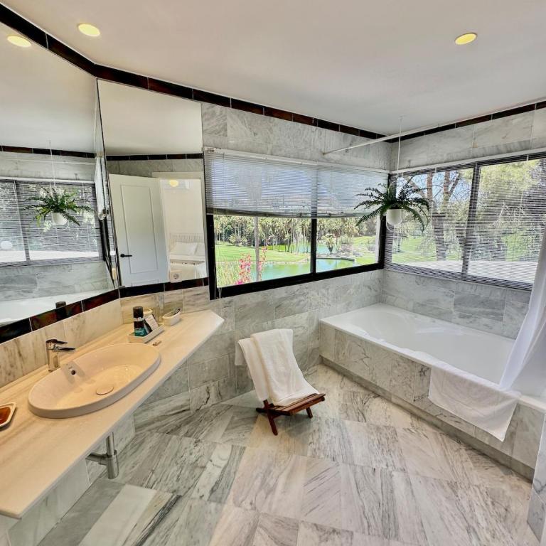 2 bedroom golf house - Spectacular views - Two-Bedroom Apartment - 14