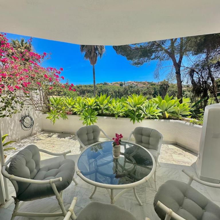 2 bedroom golf house - Spectacular views - Two-Bedroom Apartment - 16