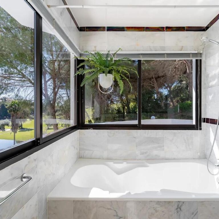 2 bedroom golf house - Spectacular views - Two-Bedroom Apartment - 20