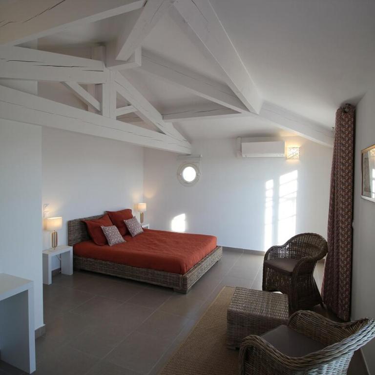 La Batelière, entre mer, Camargue et Canaux - Maison 4 Chambres - 26
