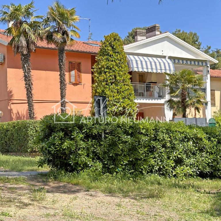 250 - Appartamento trilocale con portico e giardino, aria condizionata, a 150 mt dal centro di Numana - SPIAGGIA WHITE BEACH CLUB OMAGGIO dal lun al ven FINO AL 02-08 - Appartamento con 2 Camere da Letto - 12