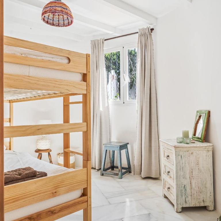 Exclusive Villa, Wonderful Garden, Private Heated Pool - Villa with Private Pool - 28