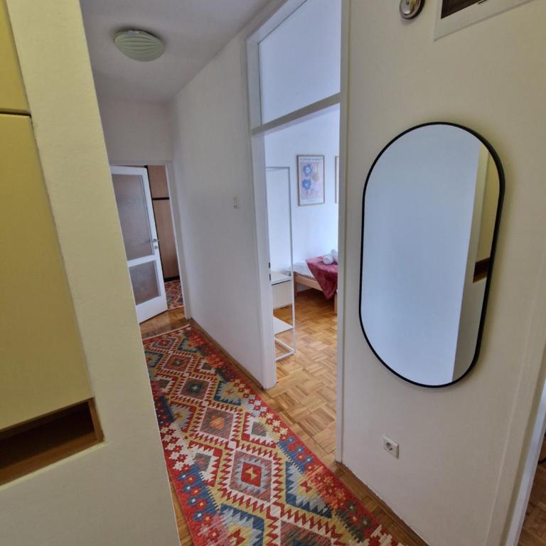 Matchbox Apartment Sarajevo - Apartman sa 2 Spavaće Sobe - 7