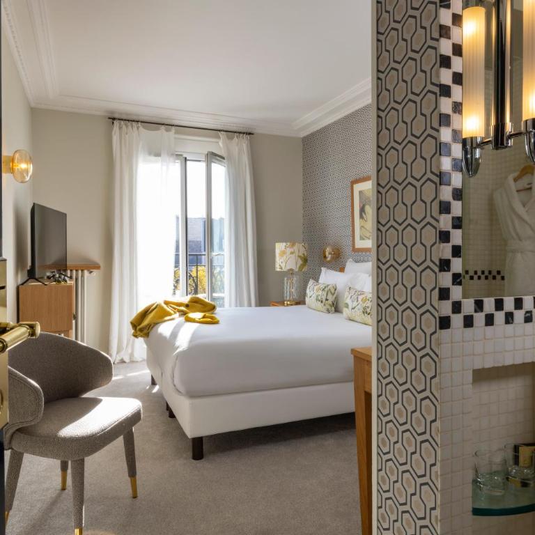 Hôtel de Banville - Chambre Double Prestige avec Balcon - 5