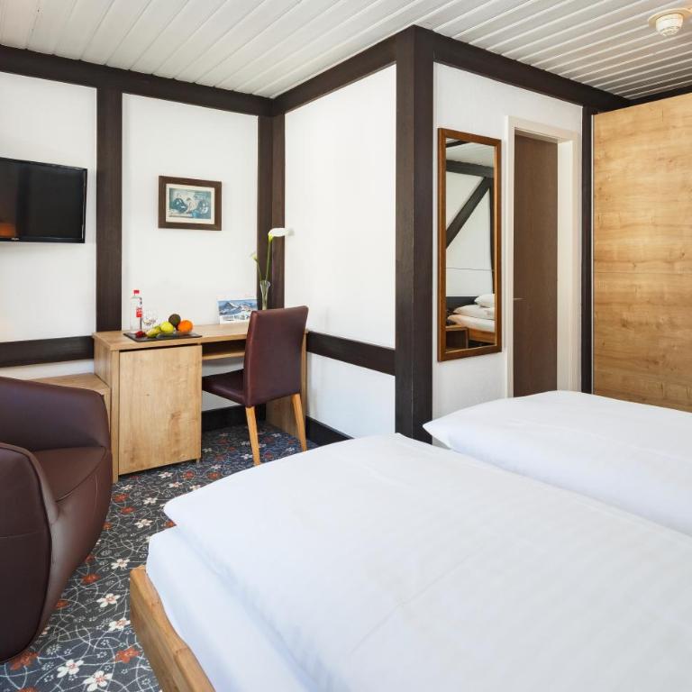Derby Swiss Quality Hotel - Gemütliches Doppelzimmer zur Nordseite - 7