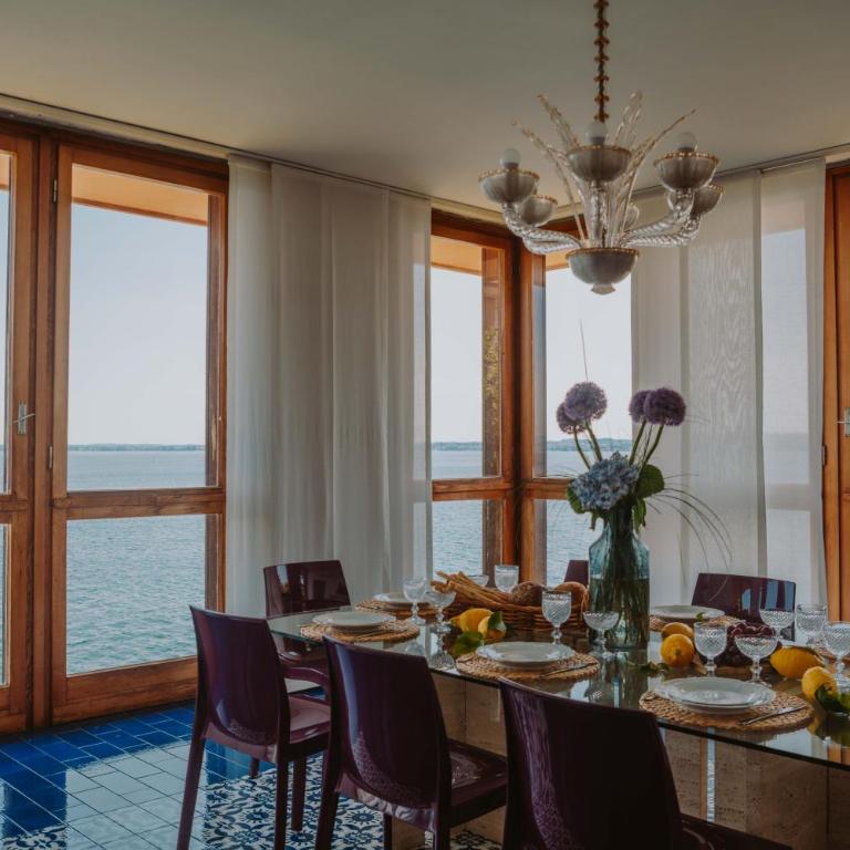 Holiday Garda Villa Dolcelago Lake Front - Villa Fronte Spiaggia - 37