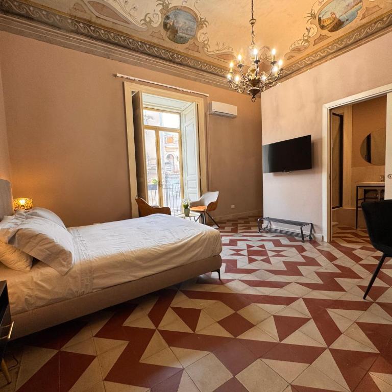 Dimore del Plebiscito B&B - King Room with Balcony - 16