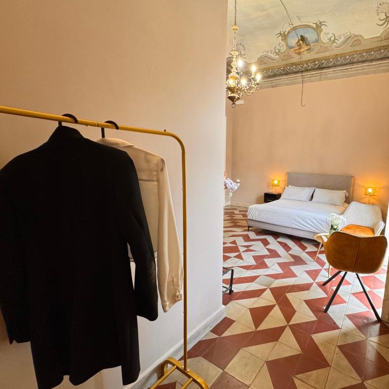 Dimore del Plebiscito B&B - King Room with Balcony - 12