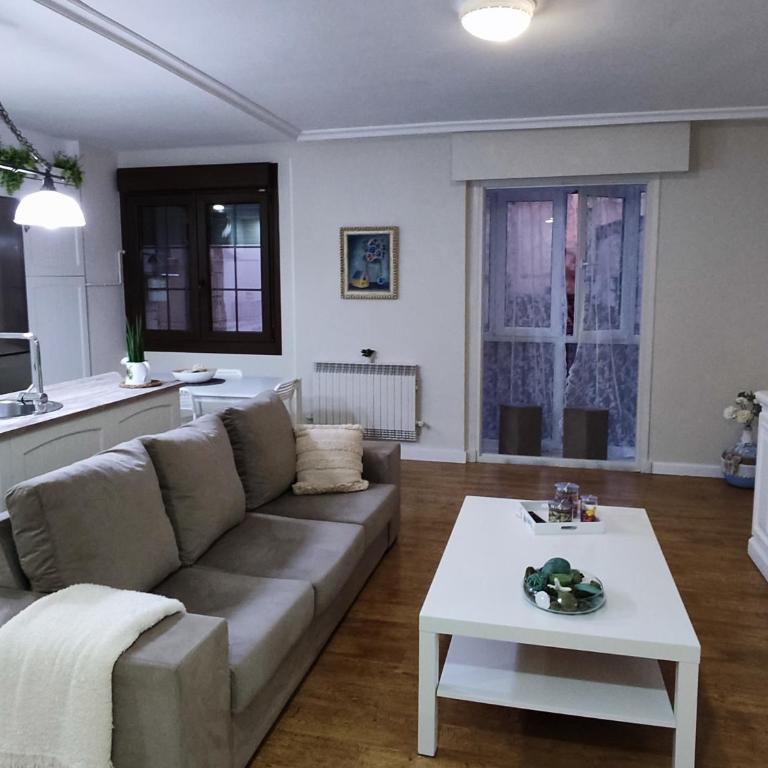 La pincelada - One-Bedroom Apartment - 11