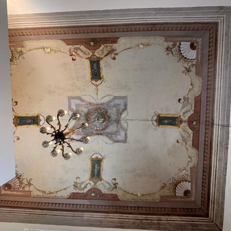 Dimore del Plebiscito B&B - Queen Room with Balcony - 6