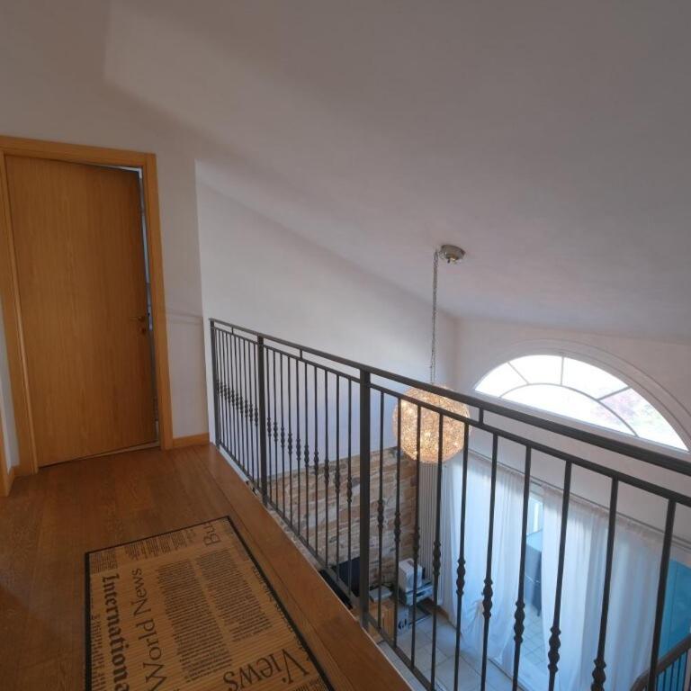 Duplex 3 CAMERE 2 BAGNI PIAZZA DRAGO - Appartamento con 3 Camere da Letto - 30