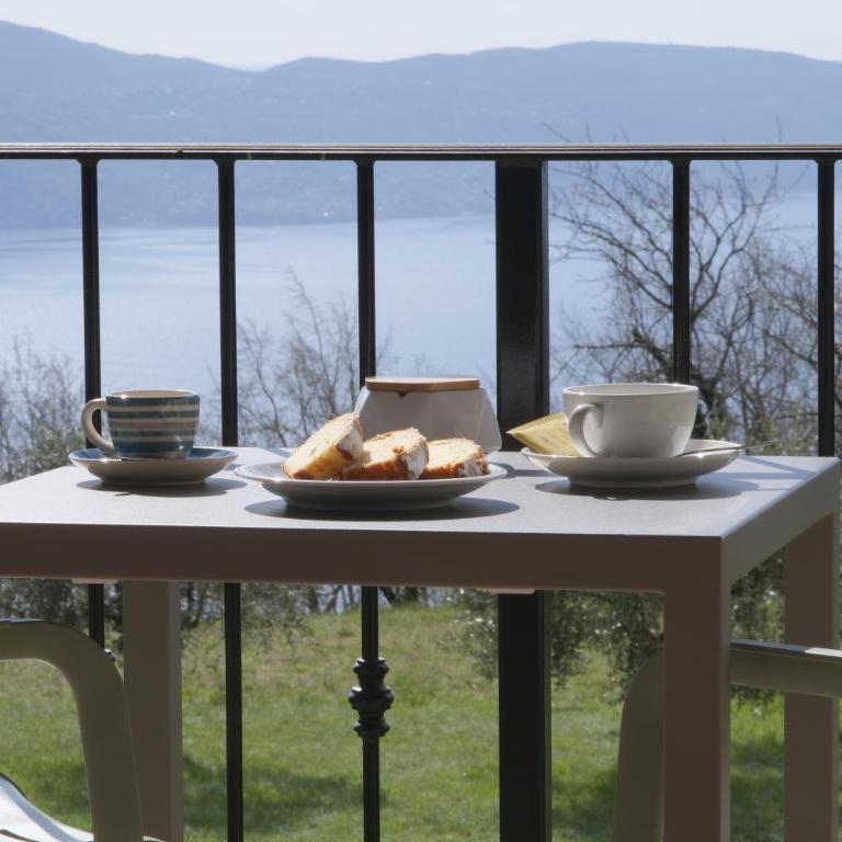 Garnì Marika - Camera Deluxe Matrimoniale/Doppia con Letti Singoli con Vista Lago - 6