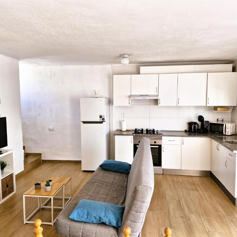 Primera línea de playa - terraza privada - parking - Ideal familias 6-7 pax o Parejas 2-4 pax - Three-Bedroom Townhouse - 10