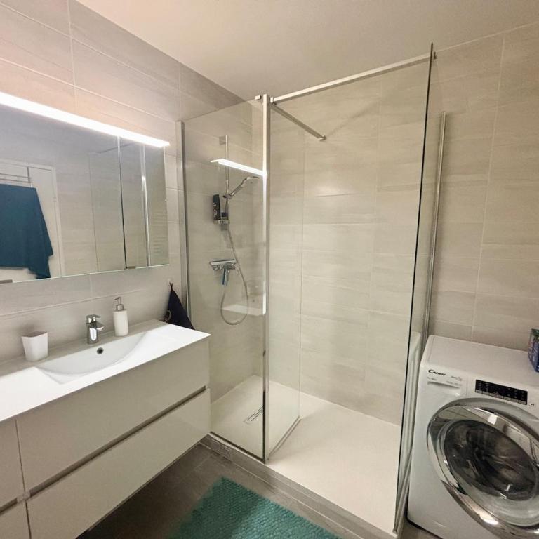 Grand T3 tout équipé au cœur du village - Apartment mit 2 Schlafzimmern - 9