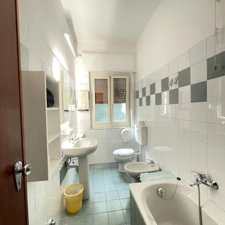 Affittacamere Corso Roma 282 - Camera Matrimoniale con Bagno Privato - 4