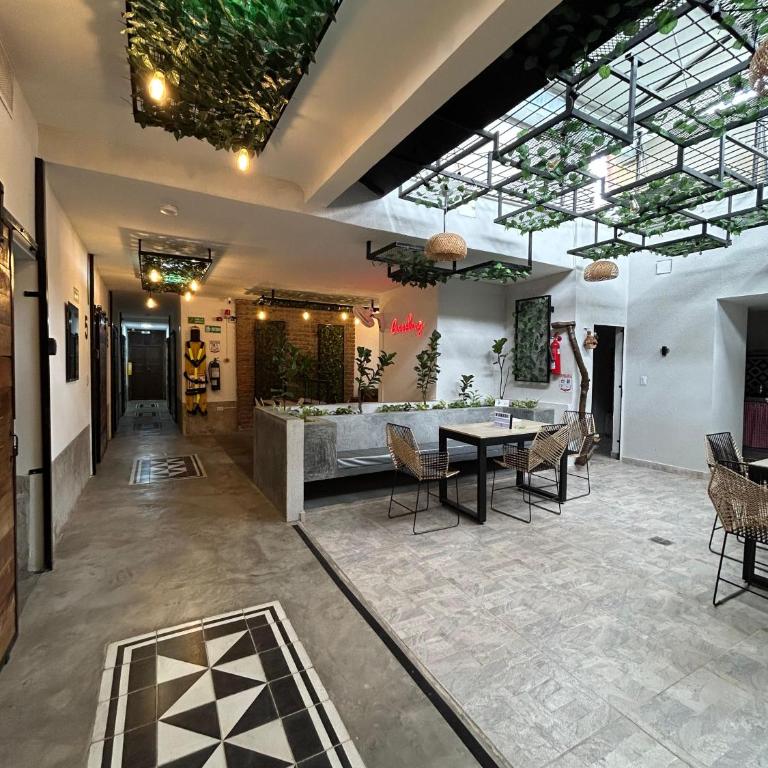 Nómada22 -Hostal moderno en el centro de Neiva - Habitación Familiar - 1