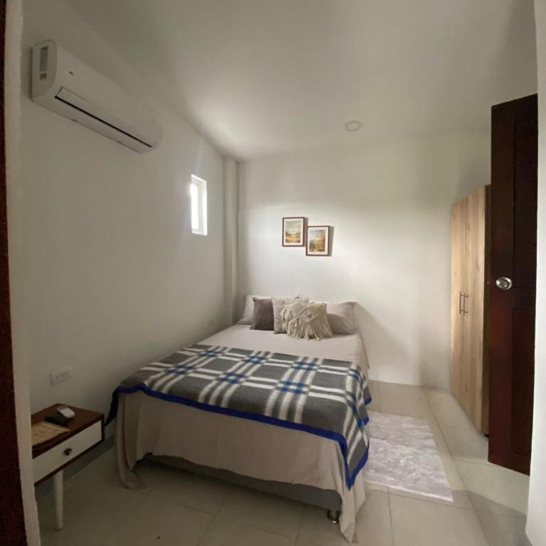Northwest Hostings 4 - One-Bedroom Apartment - 3