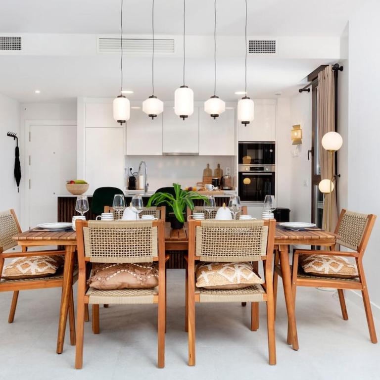 Modern 4-Person Apartment with Pool & Indoor Parking - Two-Bedroom Apartment with Garden View - 10